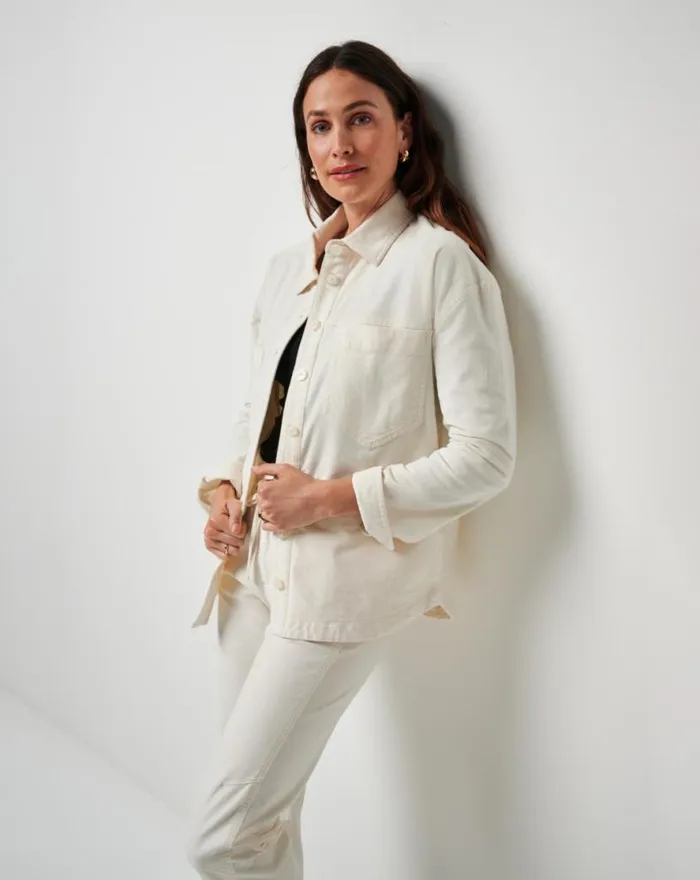 TravisMathew FRIDAY FEELING SHACKET Eggnog Women Jackets TravisMathew FRIDAY FEELING SHACKET Eggnog Women Jackets