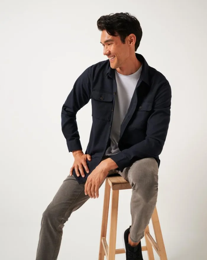 TravisMathew LIFESTYLE SHIFT SHIRT JACKET Navy Men ButtonUps TravisMathew LIFESTYLE SHIFT SHIRT JACKET Navy Men ButtonUps