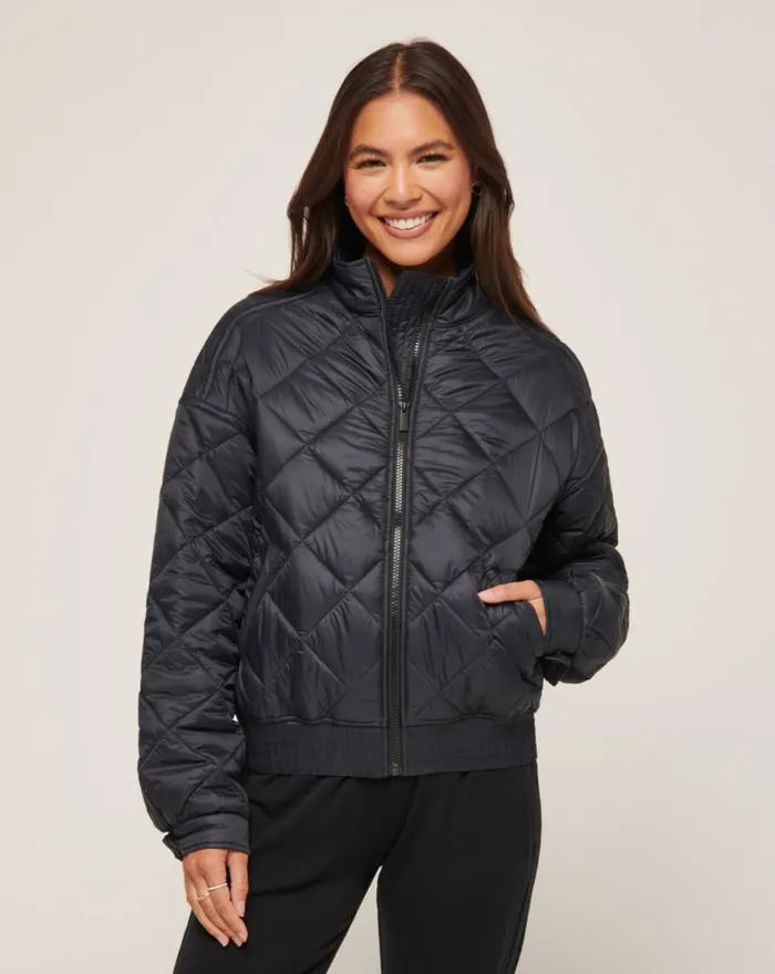 TravisMathew LIGHTS AT NIGHT QUILTED JACKET Obsidian Women Jackets TravisMathew LIGHTS AT NIGHT QUILTED JACKET Obsidian Women Jackets