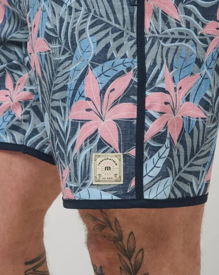 TravisMathew SUMMER GLOW SHORT BOARDSHORT Heather Total Eclipse Men Boardshorts TravisMathew SUMMER GLOW SHORT BOARDSHORT Heather Total Eclipse Men Boardshorts