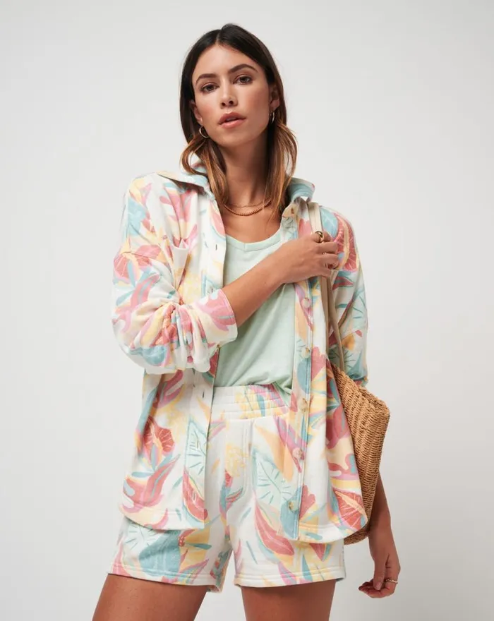 TravisMathew VACAY AND ROSE CLOUD FLEECE SHACKET Ivory Multi Women Jackets