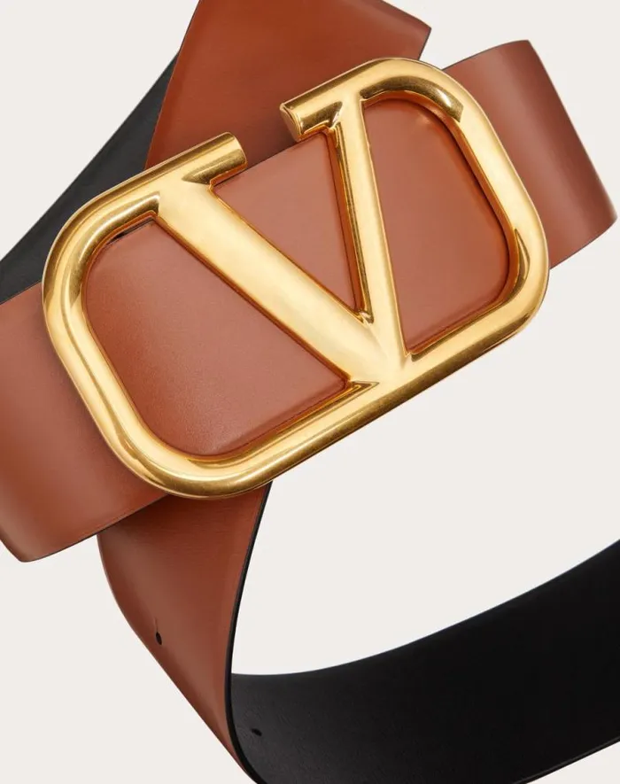 Valentino Belts Woman Reversible Vlogo Signature Belt In Glossy Calfskin 70 Mm For Woman In Smokey Beigeblack Smokey Beigeblack Valentino Belts Woman Reversible Vlogo Signature Belt In Glossy Calfskin 70 Mm For Woman In Smokey Beigeblack Smokey Beigeblack