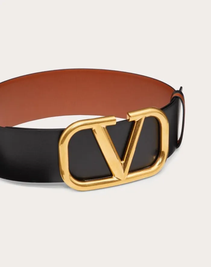 Valentino Belts Woman Reversible Vlogo Signature Belt In Glossy Calfskin 70 Mm For Woman In Smokey Beigeblack Smokey Beigeblack Valentino Belts Woman Reversible Vlogo Signature Belt In Glossy Calfskin 70 Mm For Woman In Smokey Beigeblack Smokey Beigeblack