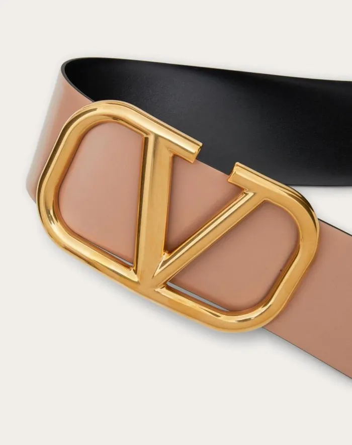 Valentino Belts Woman Reversible Vlogo Signature Belt In Glossy Calfskin 70 Mm For Woman In Smokey Beigeblack Smokey Beigeblack Valentino Belts Woman Reversible Vlogo Signature Belt In Glossy Calfskin 70 Mm For Woman In Smokey Beigeblack Smokey Beigeblack
