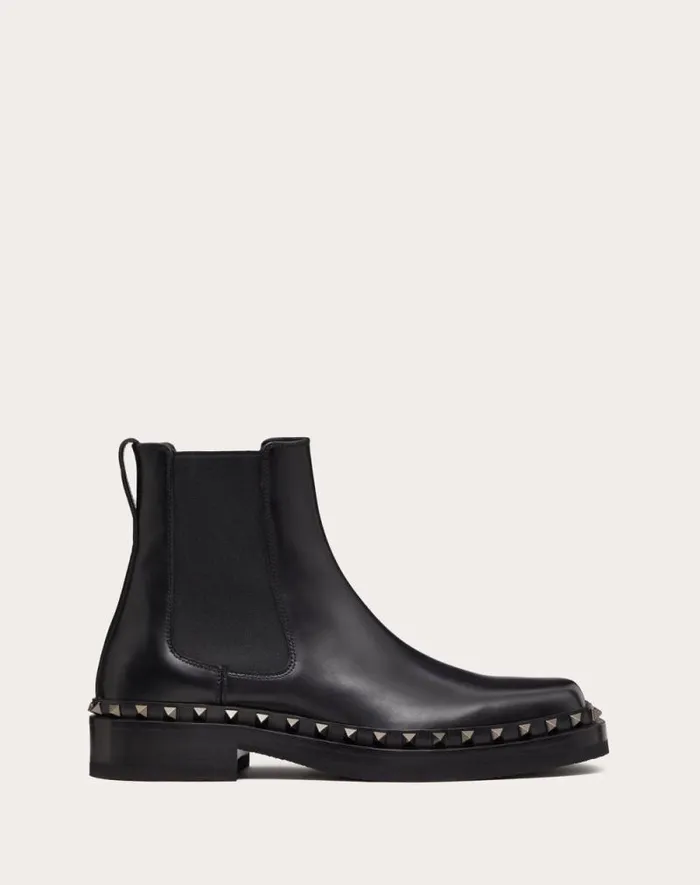 Valentino Boots Man Mway Rockstud Ankle Boot In Calfskin Leather For Man In Black Black Valentino Boots Man Mway Rockstud Ankle Boot In Calfskin Leather For Man In Black Black