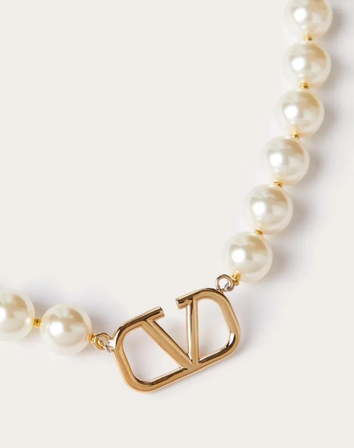 Valentino Jewelry Man Vlogo Signature Metal Choker With Swarovski Pearls For Man In Gold Gold Valentino Jewelry Man Vlogo Signature Metal Choker With Swarovski Pearls For Man In Gold Gold
