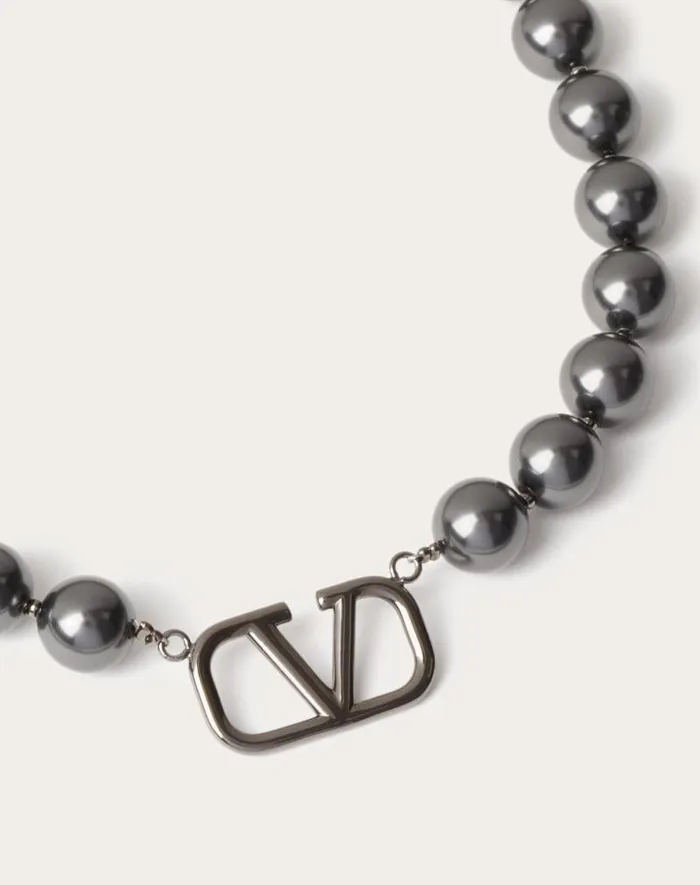 Valentino Jewelry Man Vlogo Signature Metal Choker With Swarovski Pearls For Man In Gold Gold Valentino Jewelry Man Vlogo Signature Metal Choker With Swarovski Pearls For Man In Gold Gold