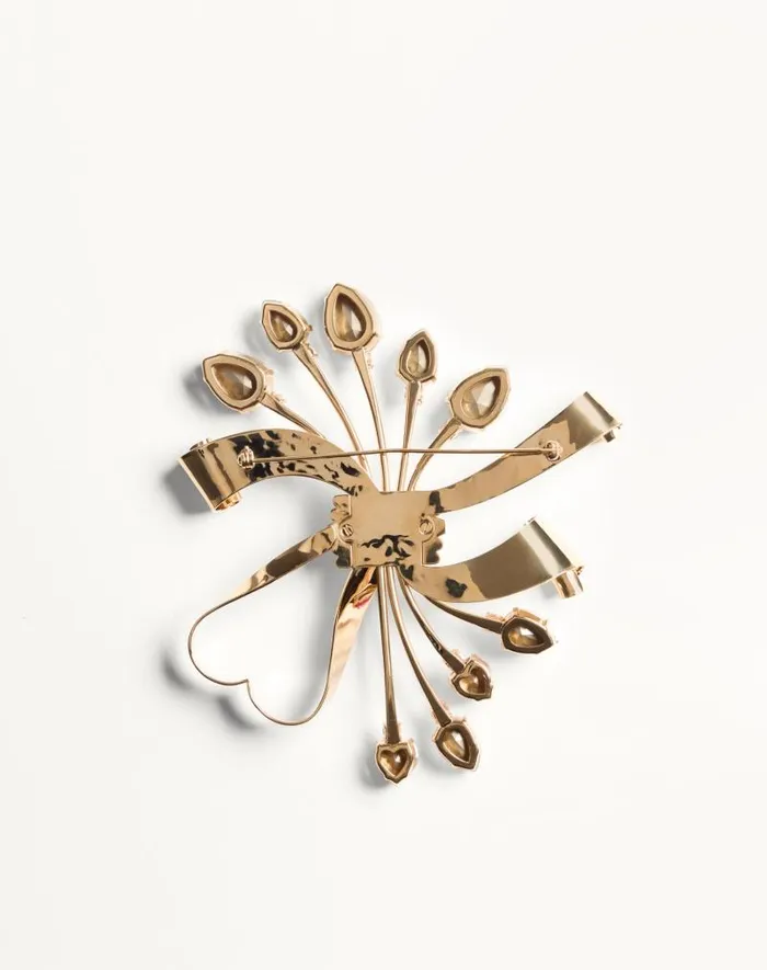 Valentino Jewelry Woman Papier Floral Brooch In Metal And Swarovski Crystals For Woman In Goldmulticolor Goldmulticolor Valentino Jewelry Woman Papier Floral Brooch In Metal And Swarovski Crystals For Woman In Goldmulticolor Goldmulticolor