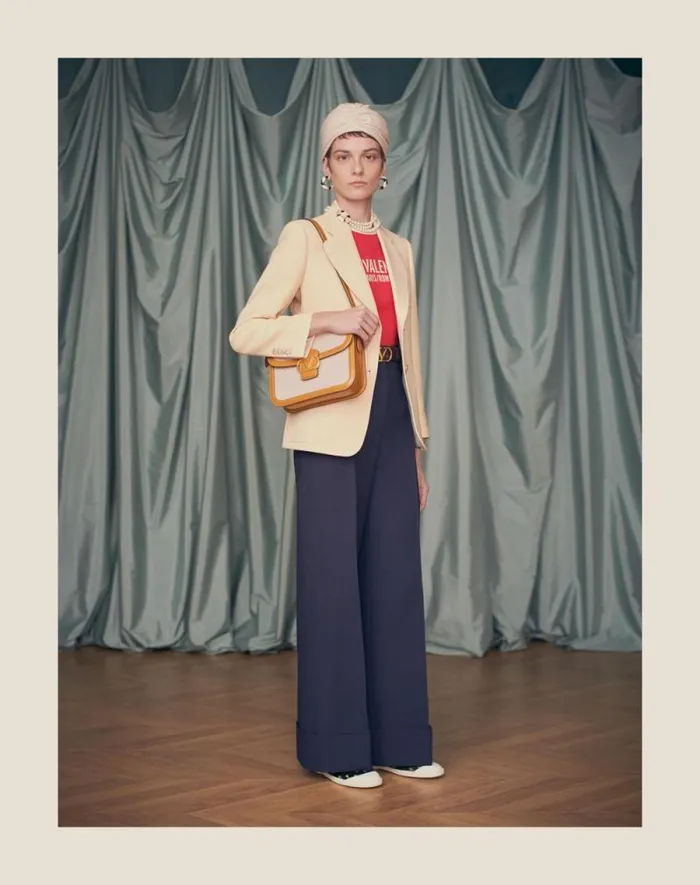 Valentino Pants And Shorts Woman Crepe Couture Pants For Woman In Indigo Indigo Valentino Pants And Shorts Woman Crepe Couture Pants For Woman In Indigo Indigo