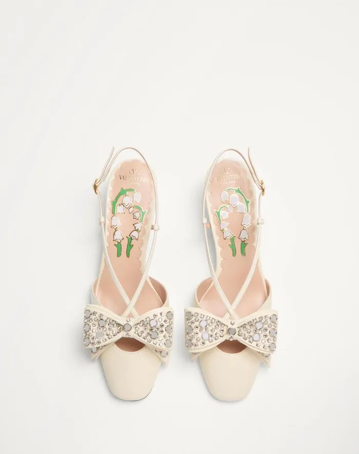 Valentino Pumps Woman Bowow Slingback Pumps In Kidskin With Mirrors And Crystals 45mm For Woman In Ivorysilver Ivorysilver Valentino Pumps Woman Bowow Slingback Pumps In Kidskin With Mirrors And Crystals 45mm For Woman In Ivorysilver Ivorysilver
