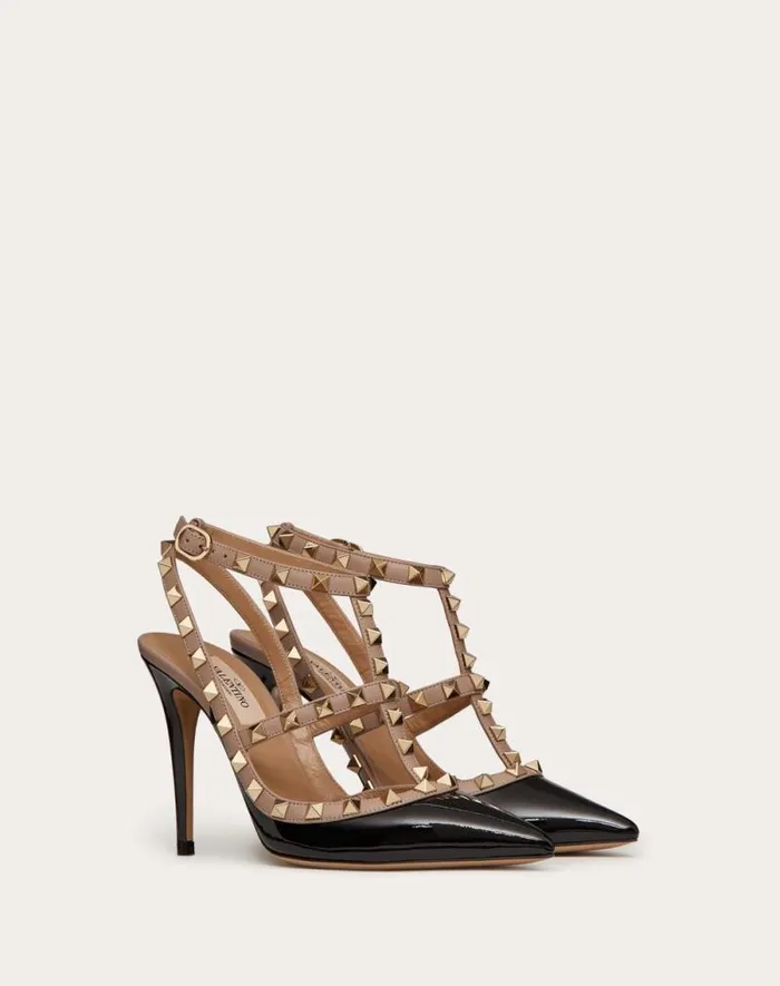 Valentino Pumps Woman Patent Rockstud Caged Pump 100mm For Woman In Ivorypoudre Ivorypoudre Valentino Pumps Woman Patent Rockstud Caged Pump 100mm For Woman In Ivorypoudre Ivorypoudre