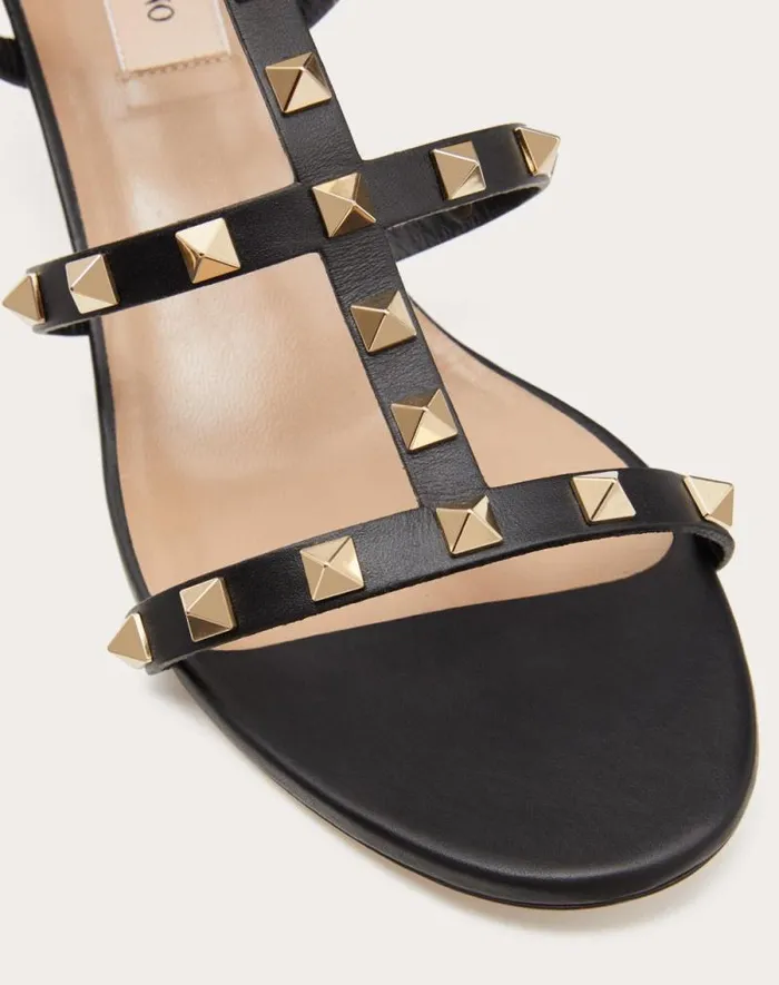 Valentino Sandals Woman Rockstud Calfskin Ankle Strap Sandal 60 Mm For Woman In Poudre Poudre Valentino Sandals Woman Rockstud Calfskin Ankle Strap Sandal 60 Mm For Woman In Poudre Poudre