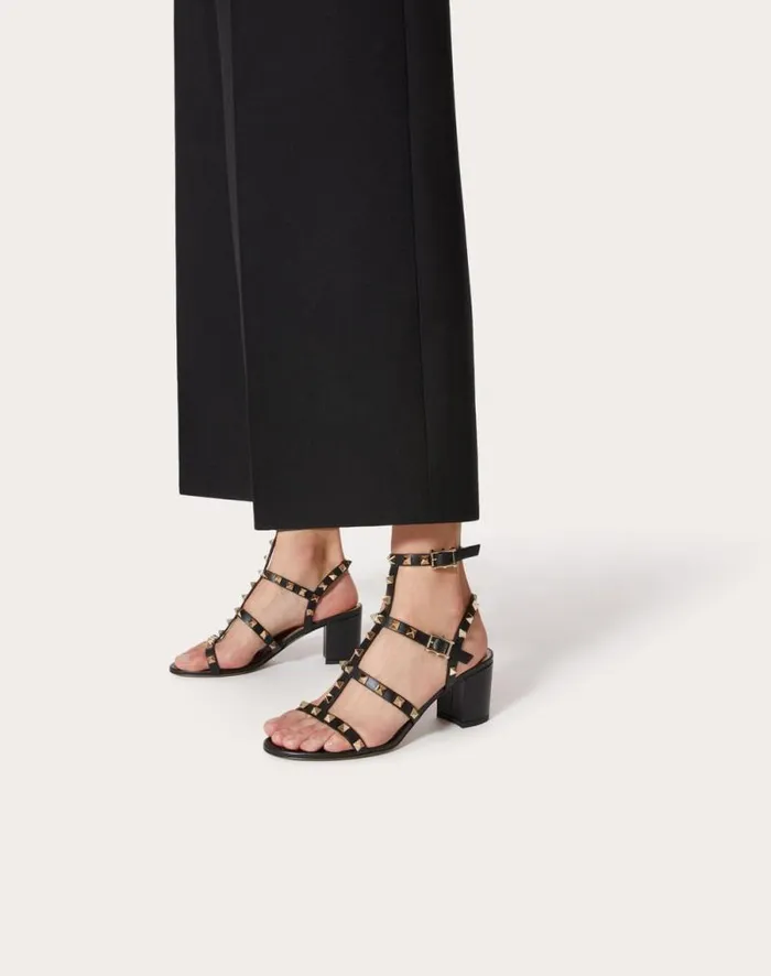 Valentino Sandals Woman Rockstud Calfskin Ankle Strap Sandal 60 Mm For Woman In Poudre Poudre Valentino Sandals Woman Rockstud Calfskin Ankle Strap Sandal 60 Mm For Woman In Poudre Poudre