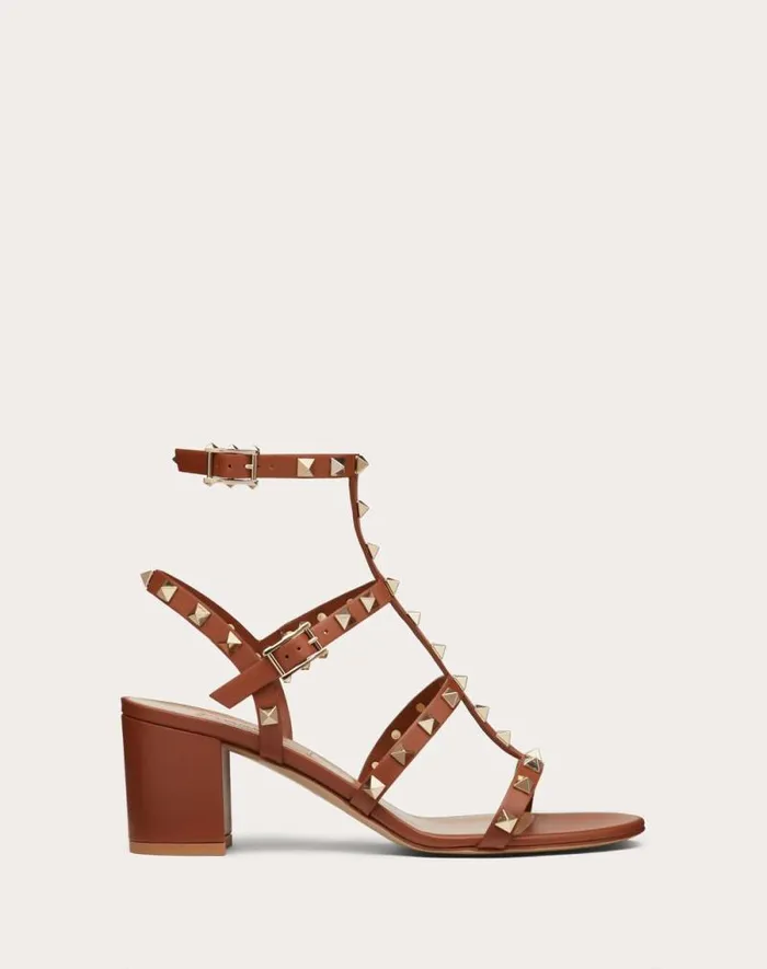 Valentino Sandals Woman Rockstud Calfskin Ankle Strap Sandal 60 Mm For Woman In Poudre Poudre Valentino Sandals Woman Rockstud Calfskin Ankle Strap Sandal 60 Mm For Woman In Poudre Poudre