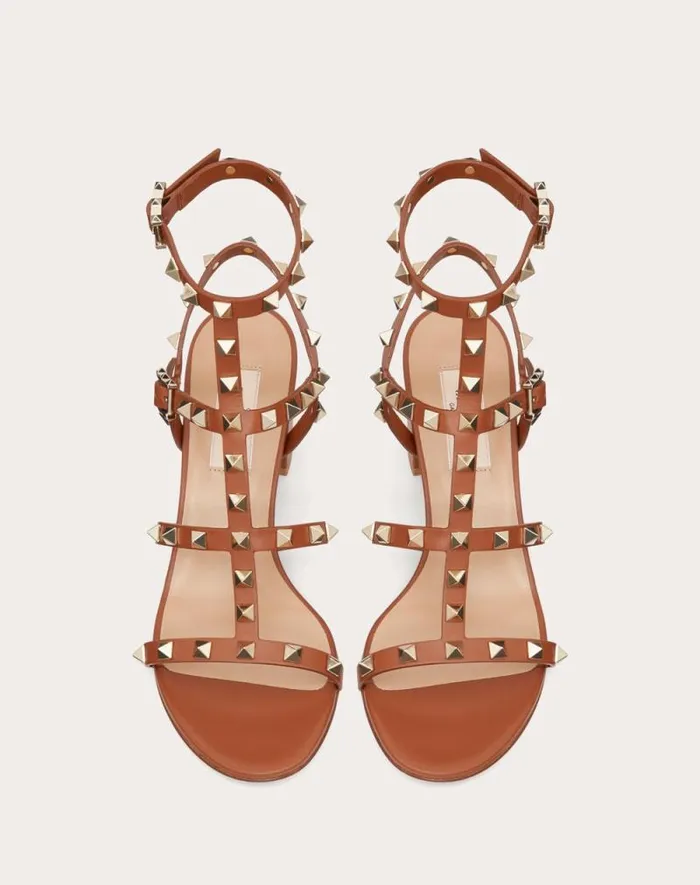 Valentino Sandals Woman Rockstud Calfskin Ankle Strap Sandal 60 Mm For Woman In Poudre Poudre Valentino Sandals Woman Rockstud Calfskin Ankle Strap Sandal 60 Mm For Woman In Poudre Poudre