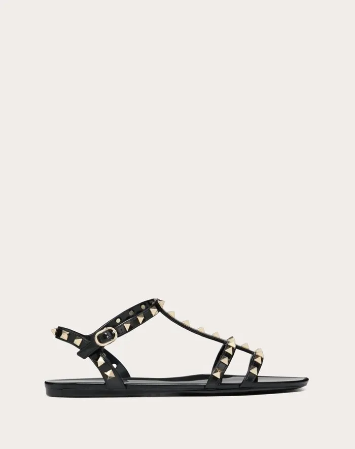 Valentino Sandals Woman Rockstud Flat Rubber Sandal For Woman In Poudre Poudre