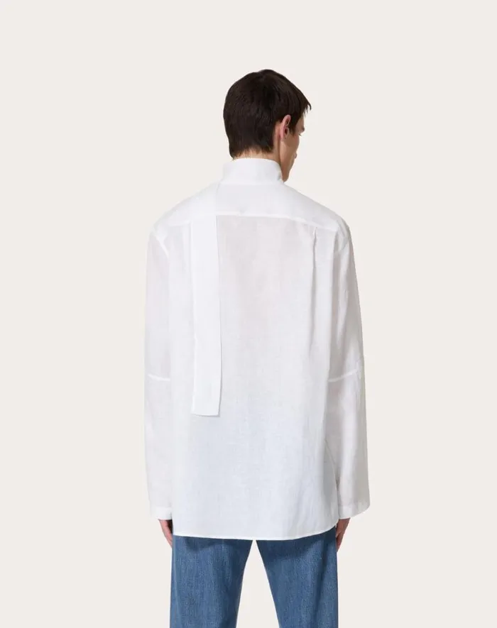 Valentino Shirts Man Linen Shirt With Scarf Collar And Signature Vlogo Embroidery For Man In White White Valentino Shirts Man Linen Shirt With Scarf Collar And Signature Vlogo Embroidery For Man In White White