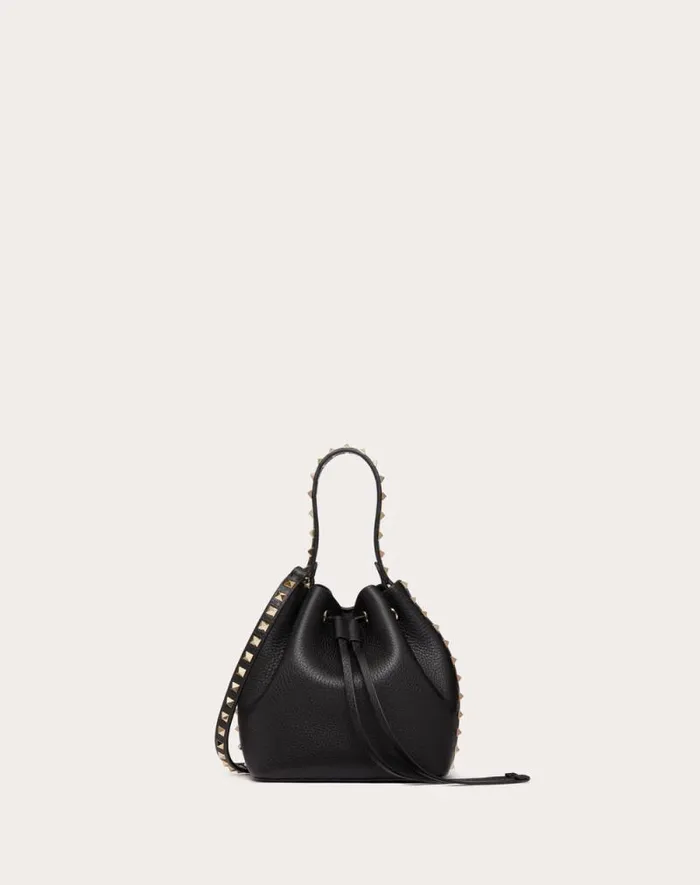 Valentino Shoulder Bags Woman Rockstud Grainy Calfskin Bucket Bag For Woman In Light Ivory Light Ivory Valentino Shoulder Bags Woman Rockstud Grainy Calfskin Bucket Bag For Woman In Light Ivory Light Ivory