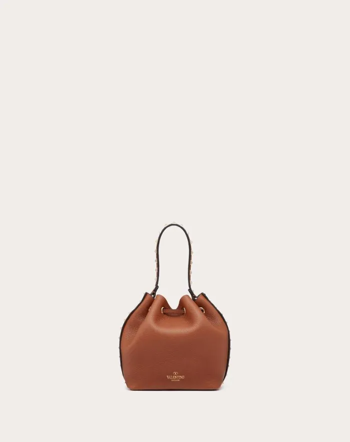 Valentino Shoulder Bags Woman Rockstud Grainy Calfskin Bucket Bag For Woman In Light Ivory Light Ivory Valentino Shoulder Bags Woman Rockstud Grainy Calfskin Bucket Bag For Woman In Light Ivory Light Ivory