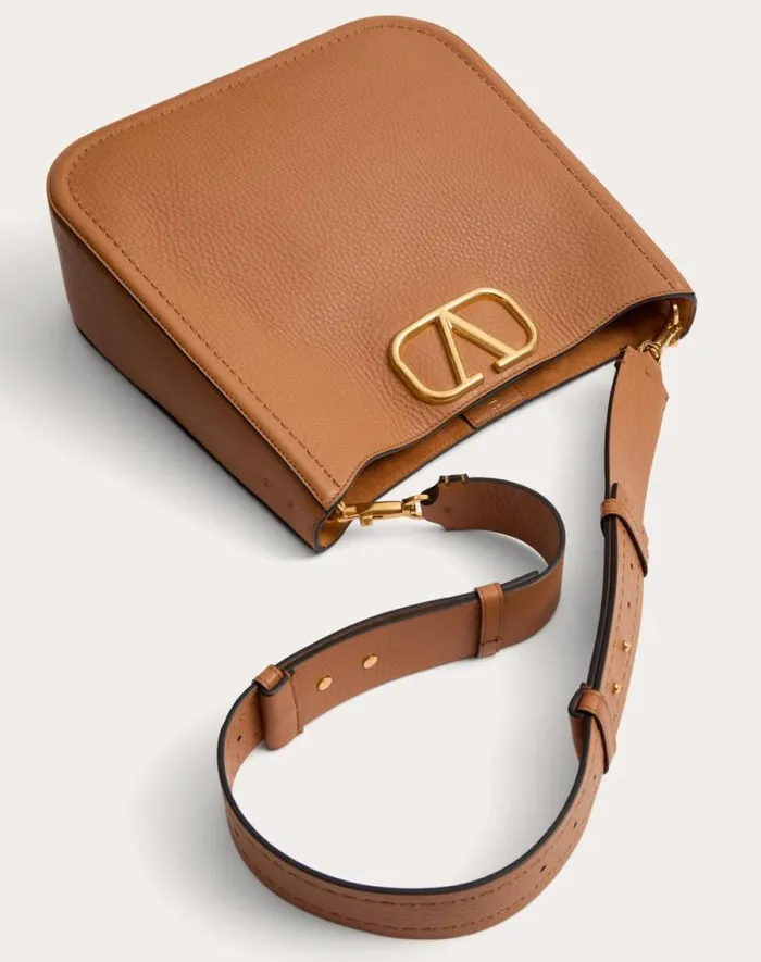 Valentino Shoulder Bags Woman Valentino Garavani Alltime Hobo Bag In Grainy Calfskin For Woman In Almond Almond Valentino Shoulder Bags Woman Valentino Garavani Alltime Hobo Bag In Grainy Calfskin For Woman In Almond Almond
