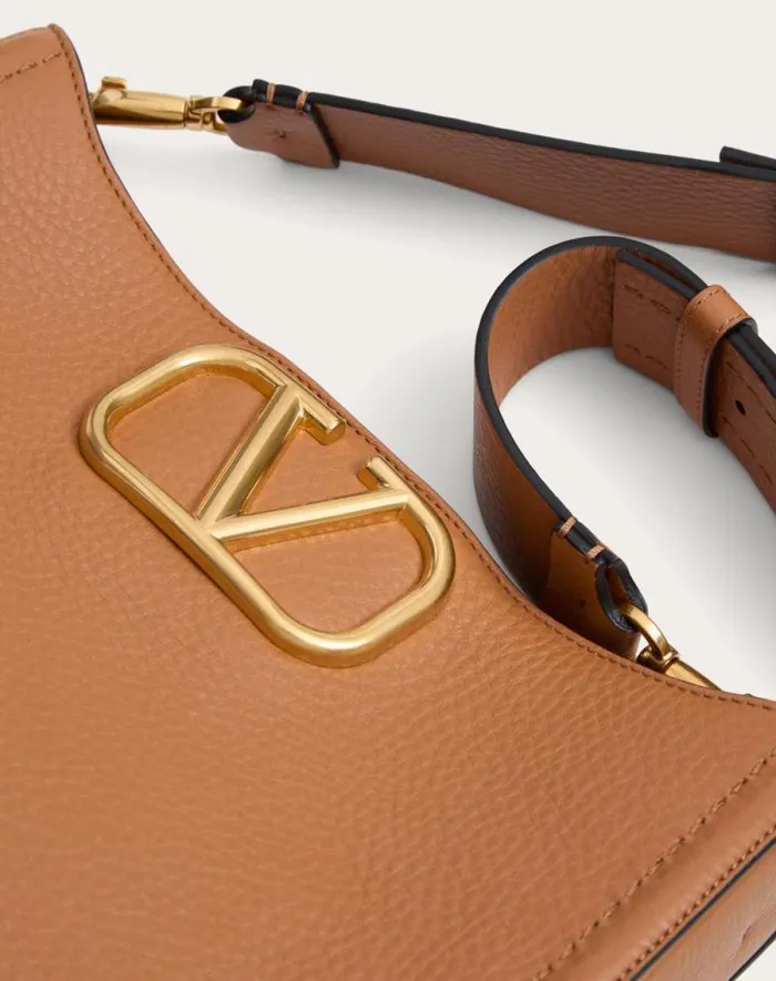 Valentino Shoulder Bags Woman Valentino Garavani Alltime Hobo Bag In Grainy Calfskin For Woman In Almond Almond Valentino Shoulder Bags Woman Valentino Garavani Alltime Hobo Bag In Grainy Calfskin For Woman In Almond Almond