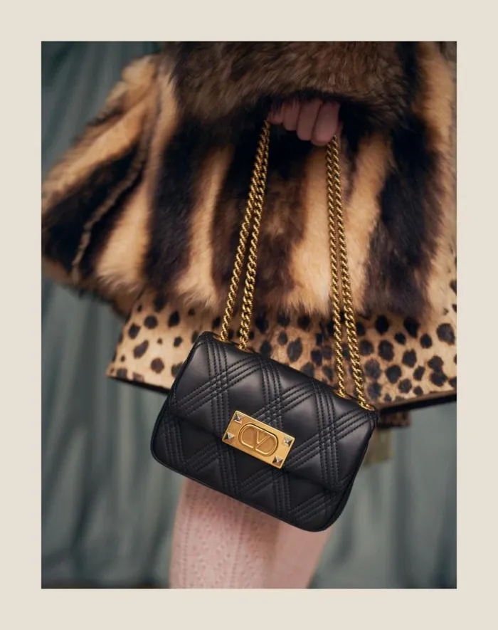 Valentino Shoulder Bags Woman Valentino Garavani Quiltie 67 Small Shoulder Bag In Quilted Nappa For Woman In Black Black