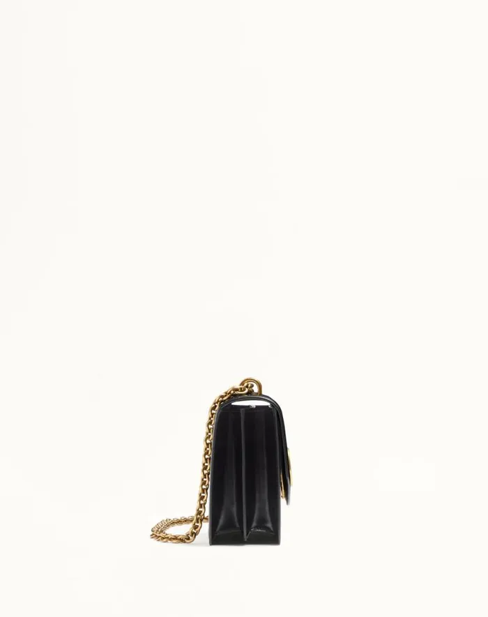 Valentino Shoulder Bags Woman Valentino Garavani Vain Shoulder Bag In Shiny Calfskin For Woman In Ivory Ivory Valentino Shoulder Bags Woman Valentino Garavani Vain Shoulder Bag In Shiny Calfskin For Woman In Ivory Ivory