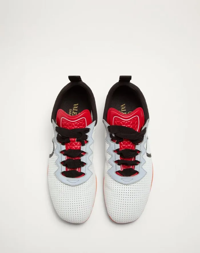 Valentino Sneakers Woman Chromathon Sneaker In Perforated Nappa For Woman In Multicolor Multicolor Valentino Sneakers Woman Chromathon Sneaker In Perforated Nappa For Woman In Multicolor Multicolor