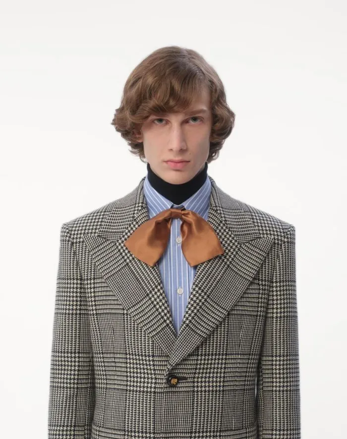 Valentino Soft Accessories Man Valentie Silk Bow Tie For Man In Brown Brown Valentino Soft Accessories Man Valentie Silk Bow Tie For Man In Brown Brown