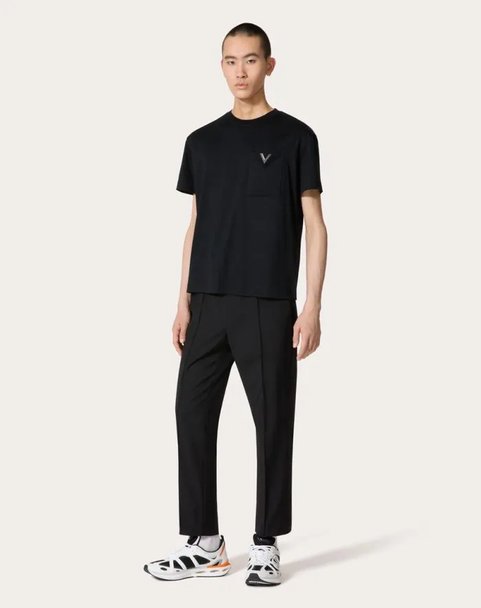 Valentino Tshirts And Sweatshirts Man Cotton Tshirt With Metallic V Detail For Man In Black Black Valentino Tshirts And Sweatshirts Man Cotton Tshirt With Metallic V Detail For Man In Black Black