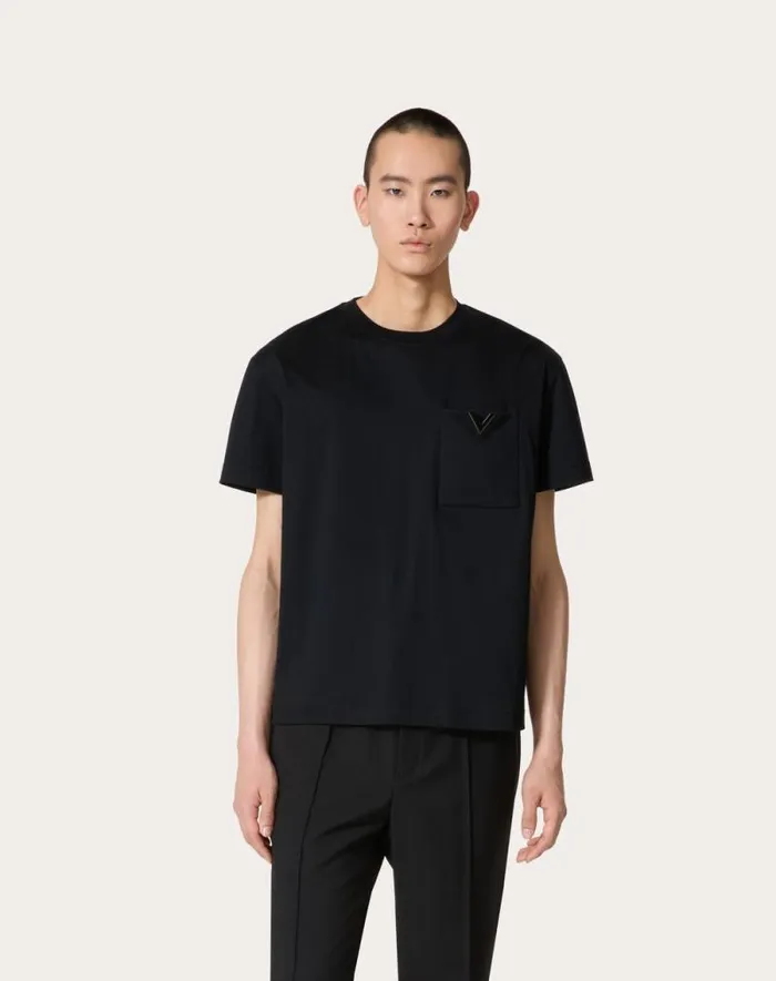 Valentino Tshirts And Sweatshirts Man Cotton Tshirt With Metallic V Detail For Man In Black Black Valentino Tshirts And Sweatshirts Man Cotton Tshirt With Metallic V Detail For Man In Black Black