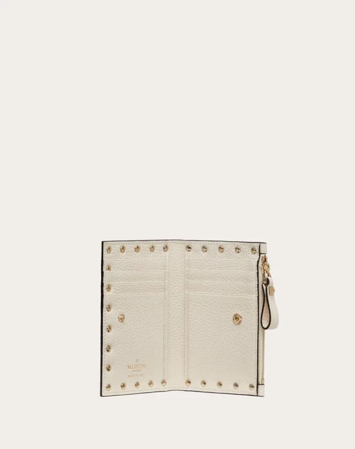 Valentino Wallets And Small Leather Goods Woman Rockstud Grainy Calfskin Cardholder With Zipper For Woman In Poudre Poudre Valentino Wallets And Small Leather Goods Woman Rockstud Grainy Calfskin Cardholder With Zipper For Woman In Poudre Poudre