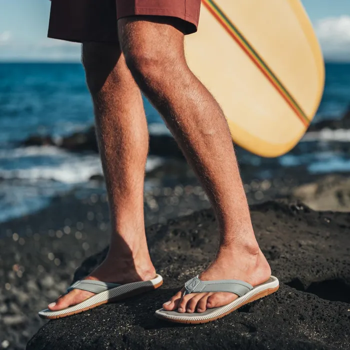 WaterFriendly Men Olukai Kukulu WaterResistant Beach Sandals 8211 Poi
