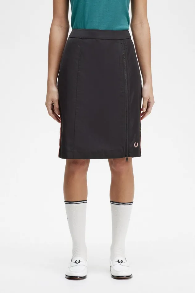Women Amy Winehouse FoundationZip Detail Skirt Black Fred Perry Trousers and Skirts
