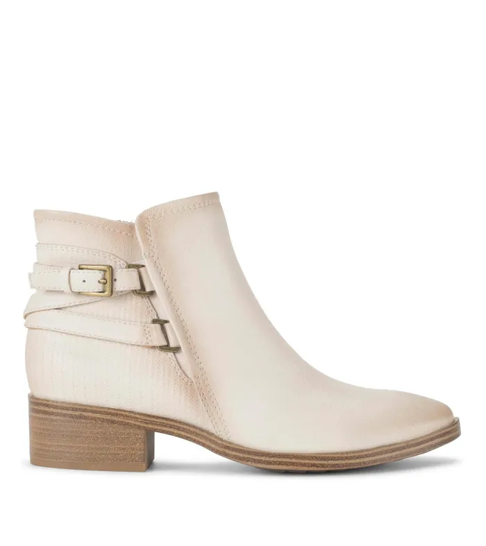 Women Baretraps Booties Mackenzie Bootie Milkyway