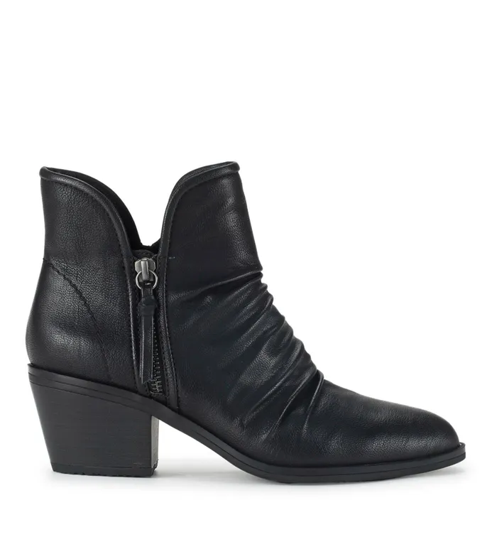 Women Baretraps Booties Serenity Block Heel Bootie Black
