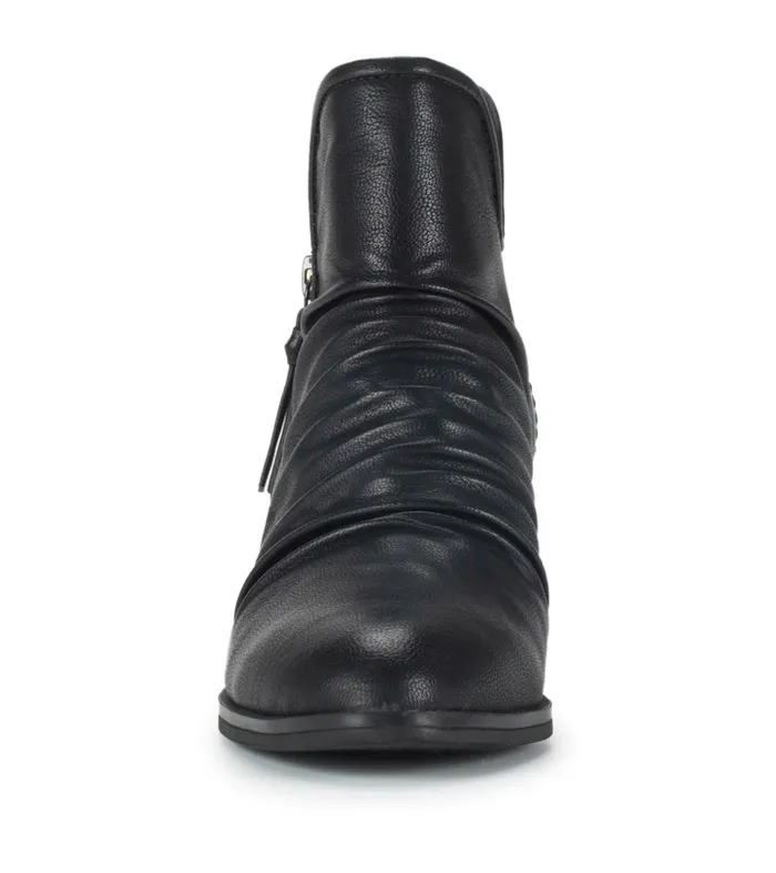 Women Baretraps Booties Serenity Block Heel Bootie Black