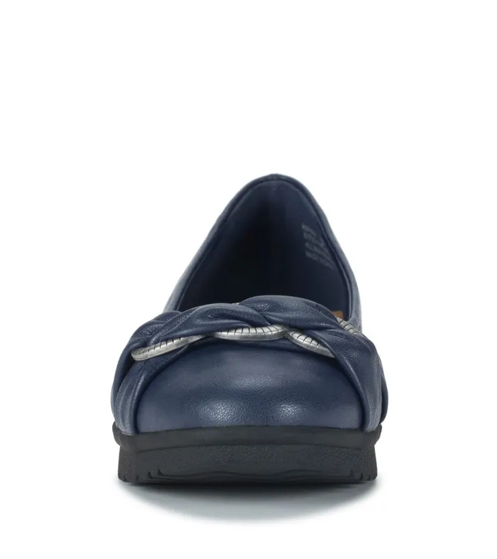 Women Baretraps Flats and Loafers Aurora Flat Midnight