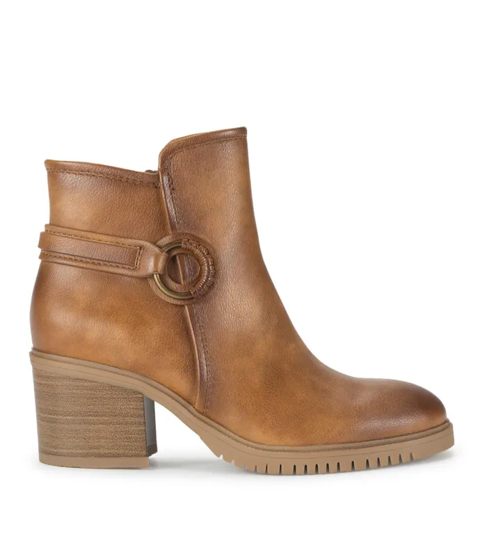Women Baretraps Posture Plus Boots Felicia Bootie Cognac
