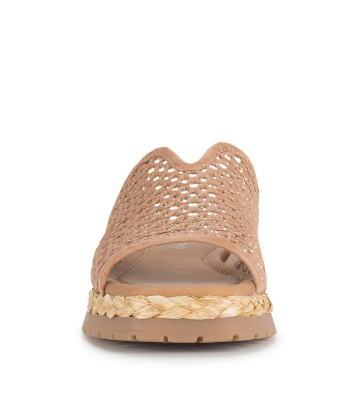 Women Baretraps Slides and Slip On Sandals Tasmine Slide Sandal Rouge