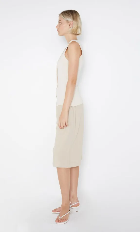 Women DESIREE BERMUDA SHORT 8211 SAND Bec Bridge Shorts Pants
