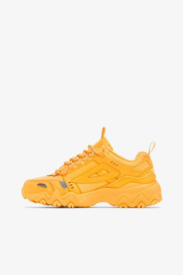 Women Fila Sneakers and Lifestyle Oakmont Tr Women Fila Sneakers and Lifestyle Oakmont Tr