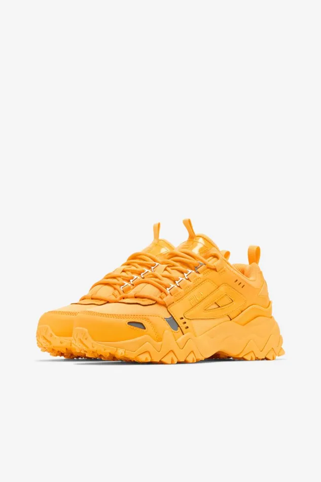 Women Fila Sneakers and Lifestyle Oakmont Tr Women Fila Sneakers and Lifestyle Oakmont Tr