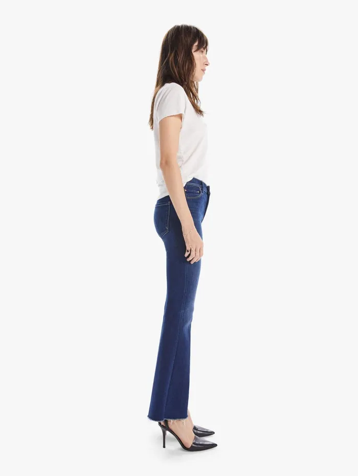 Women Flare Mother Denim The Weekender Fray Dark Blue