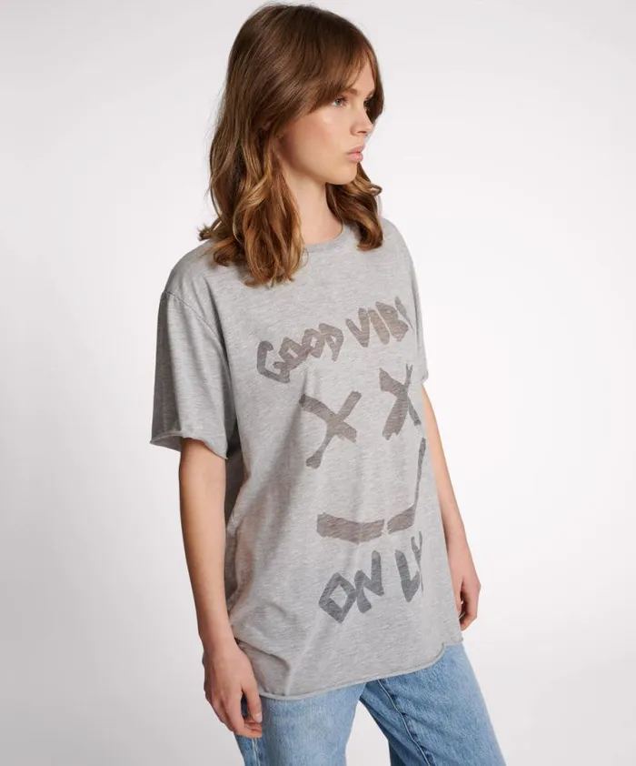 Women GOOD VIBES ONLY OVERSIZED TEE One Teaspoon Tees and Tanks Women GOOD VIBES ONLY OVERSIZED TEE One Teaspoon Tees and Tanks