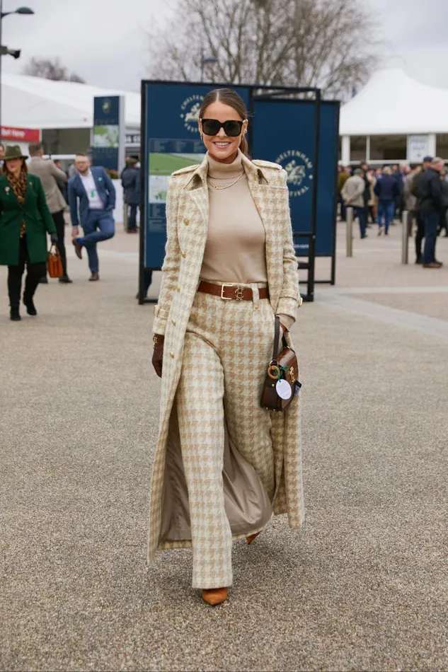 Women In Stock Tailoring Holland Cooper High Waisted Straight Trouser Camel Houndstooth