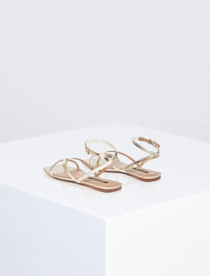 Women Mestico Flat Sandal Platino BCBG Shoes Women Mestico Flat Sandal Platino BCBG Shoes