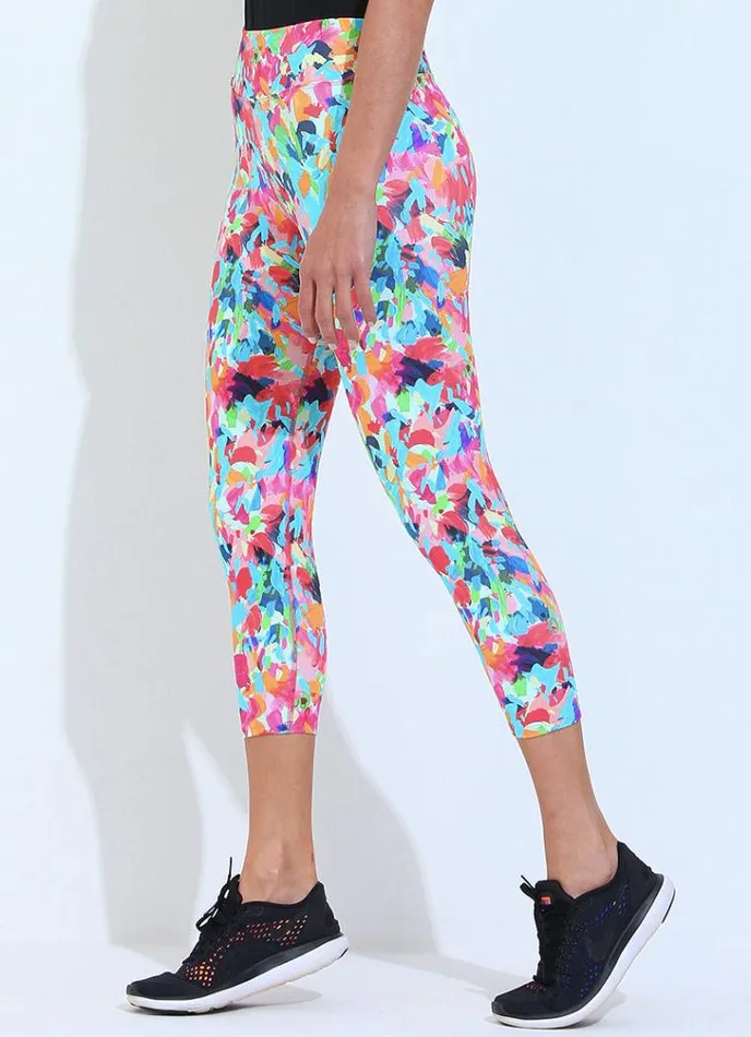Women Running Crop Luna Dona Jo Leggings and Capris