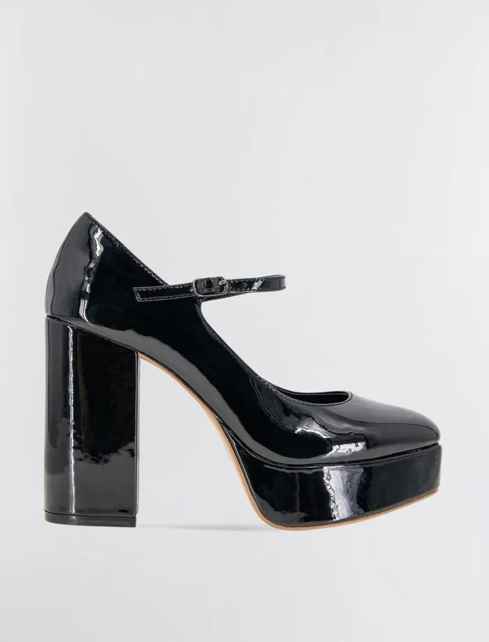 Women Selica Pump Black Patent BCBG Shoes
