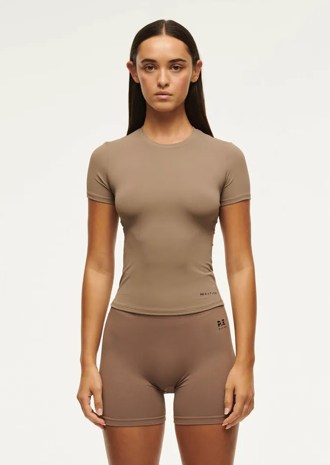 Women Tees PE Nation FOUNDATION SHORT SLEEVE TEE IN FOSSIL